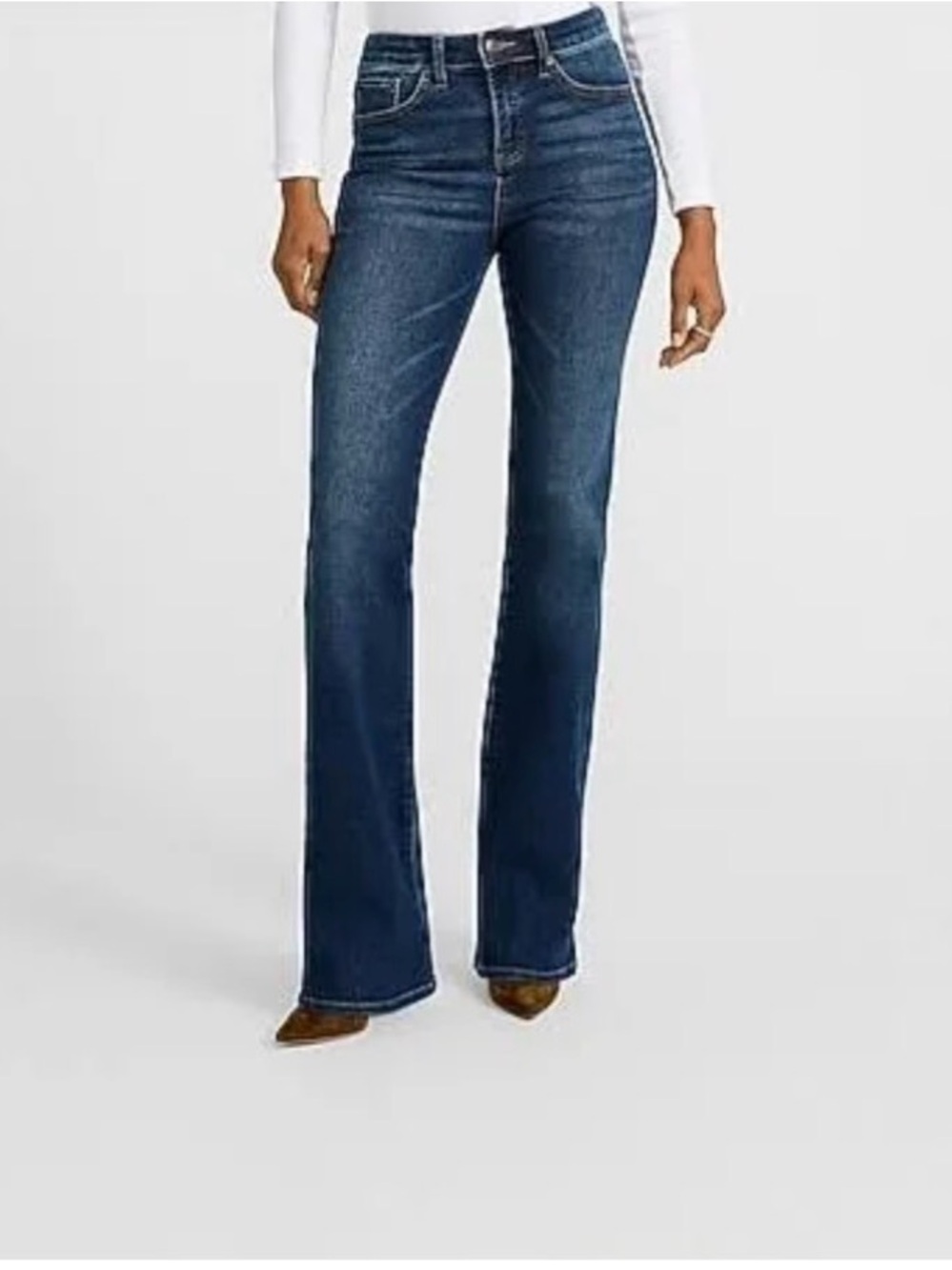 NWT Express Barely Boot mid rise stretch 4